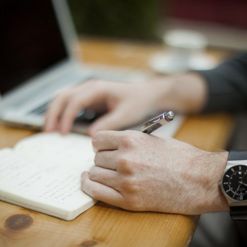 writing-336370_1920